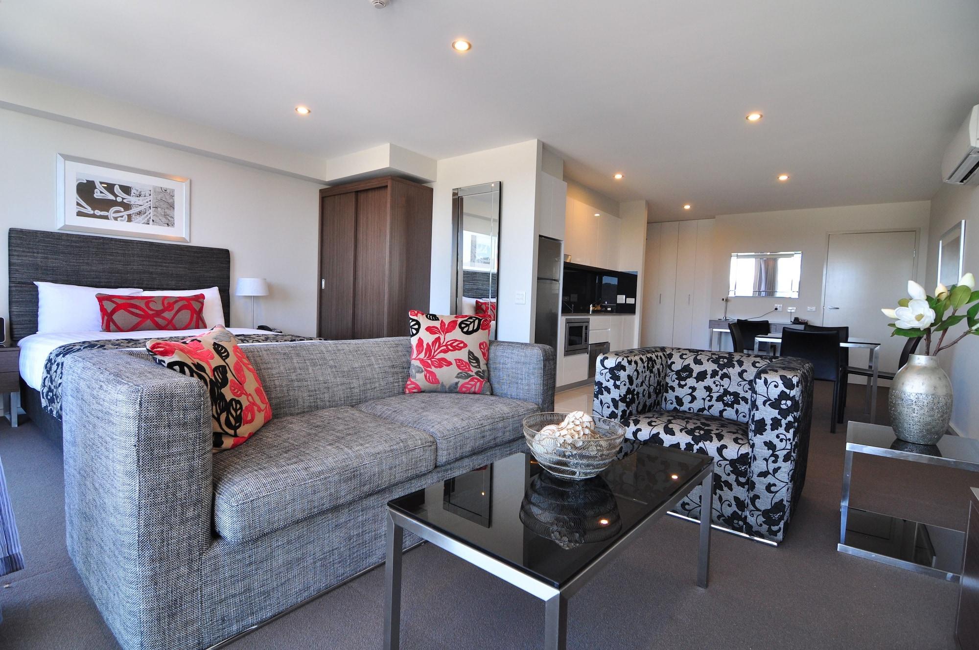 Adina Serviced Apartments Canberra Dickson Exteriör bild