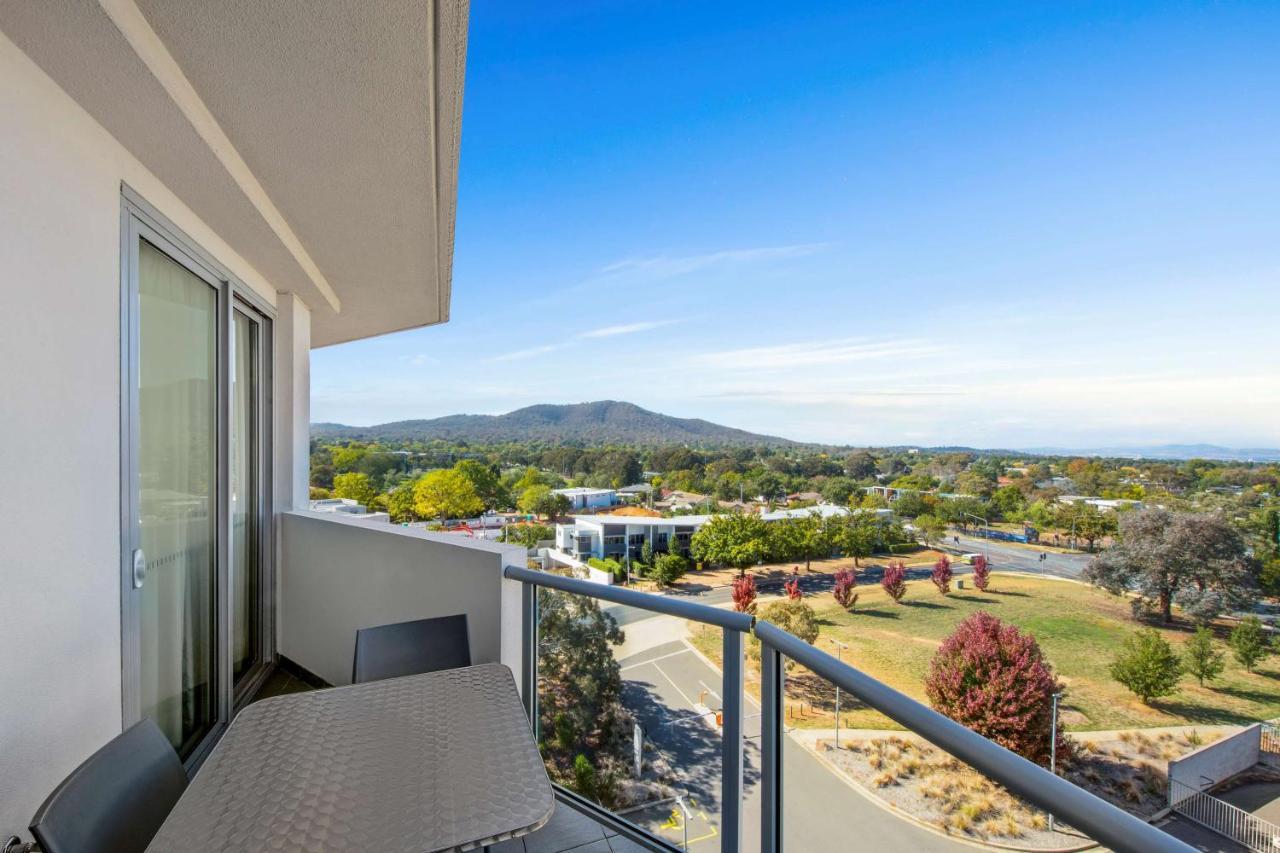 Adina Serviced Apartments Canberra Dickson Exteriör bild